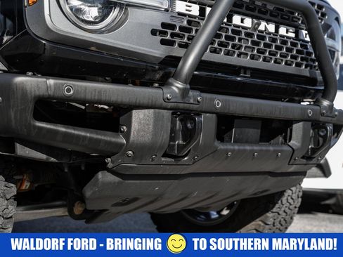 Used 2023 Ford Bronco Badlands image 14