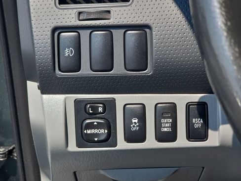 Used 2011 Toyota Tacoma 4x4 Access Cab V6 w/ SR5 Pkg #2 image 26