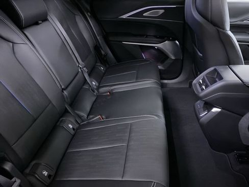 New 2025 Cadillac Lyriq Sport AWD/4WD image 29