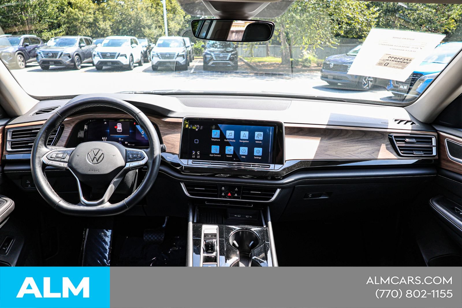 Used 2025 Volkswagen Atlas SE FWD image 22