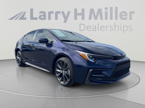 Certified 2026 Toyota Corolla SE w/ SE Package FWD image 7