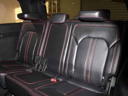 Used 2019 Ford Expedition Limited w/ Equipment Group 303A image 27