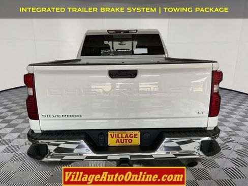 Used 2023 Chevrolet Silverado 2500 LT w/ Convenience Package AWD/4WD image 3
