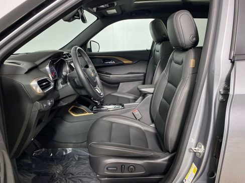 Certified 2023 Chevrolet TrailBlazer ACTIV w/ Sun and Liftgate Package image 9