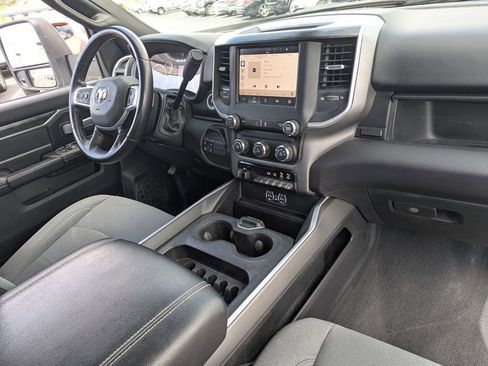 Used 2024 RAM 2500 Big Horn w/ Off Road Package AWD/4WD image 32