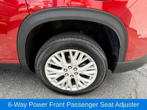 Used 2026 GMC Acadia Elevation w/ Elevation Premium Package FWD image 6