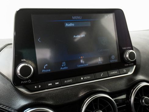 Used 2025 Nissan Sentra SV FWD image 18