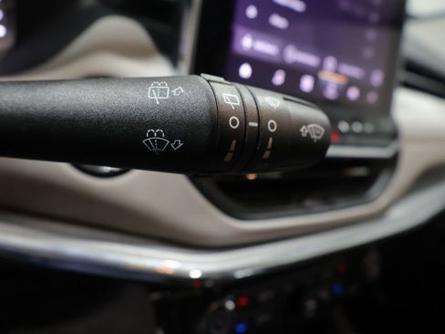 Certified 2022 Jeep Compass Limited w/ Sun and Sound Group image 37