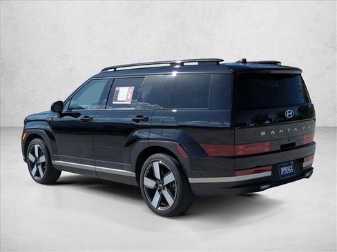 Used 2024 Hyundai Santa Fe Limited image 8