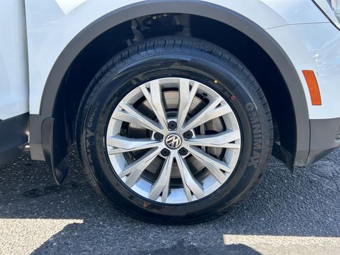 Used 2019 Volkswagen Tiguan SE FWD image 7