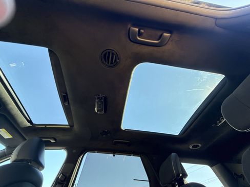 Used 2024 Hyundai Palisade Calligraphy image 24