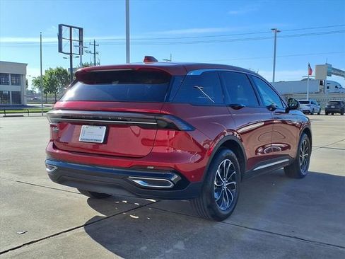 Certified 2024 Lincoln Nautilus Premier AWD/4WD image 2