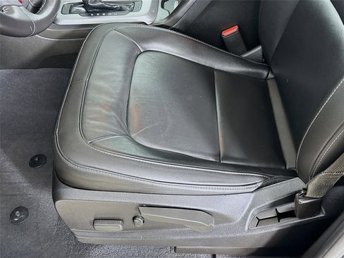 Used 2021 Chevrolet Colorado ZR2 w/ ZR2 Midnight Special Edition image 19