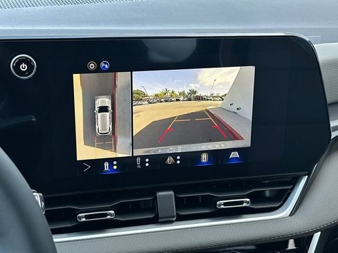 New 2026 Chevrolet Equinox LT w/ Convenience Package II AWD/4WD image 20