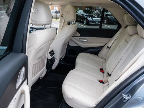 Used 2026 Mercedes-Benz GLE 450 4MATIC image 31