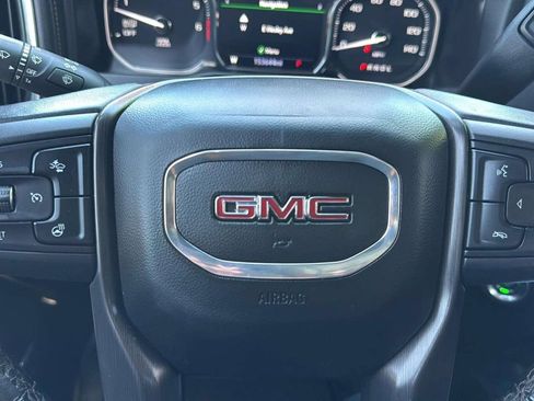 Used 2021 GMC Sierra 1500 AT4 w/ AT4 Value Package AWD/4WD image 13