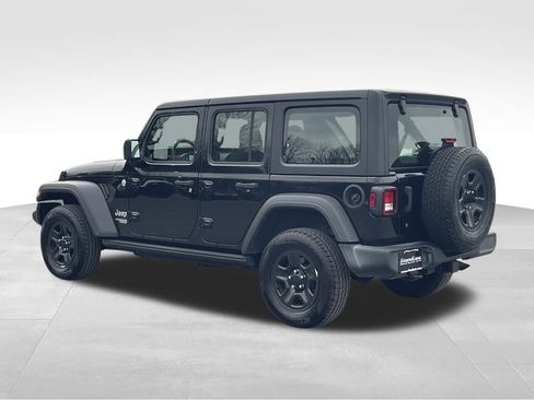 Used 2019 Jeep Wrangler Unlimited Sport image 8