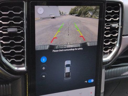 Used 2025 Ford Ranger XLT w/ Equipment Group 301A High AWD/4WD image 19