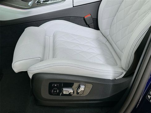 New 2026 BMW X5 xDrive40i w/ M Sport Package image 20