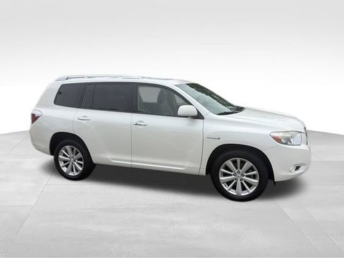 Used 2010 Toyota Highlander Limited AWD/4WD image 34
