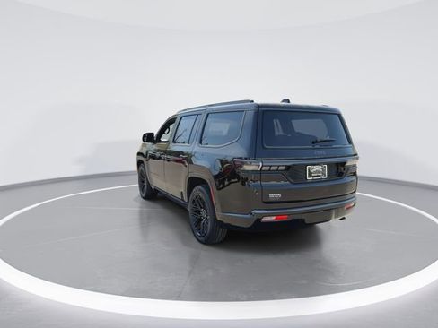 New 2026 Jeep Grand Wagoneer Limited AWD/4WD image 7