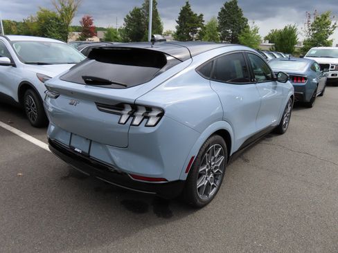 New 2025 Ford Mustang Mach-E GT image 4