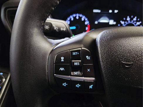 Used 2022 Ford Escape SE w/ Convenience Package FWD image 16