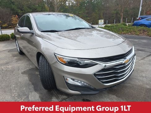 Used 2025 Chevrolet Malibu LT image 10