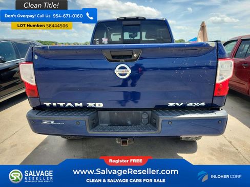 Used 2017 Nissan Titan SV AWD/4WD image 8