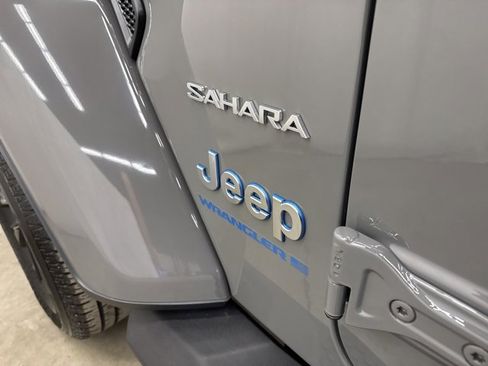 Used 2023 Jeep Wrangler Unlimited Sahara w/ Cold Weather Group image 22