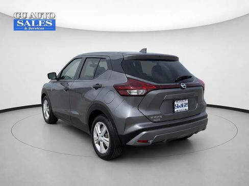 Used 2021 Nissan Kicks S FWD image 5
