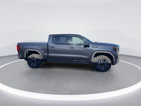 Used 2025 GMC Sierra 1500 AT4 w/ AT4 Premium Package AWD/4WD image 8