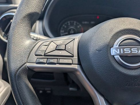 Used 2022 Nissan Kicks SV FWD image 22