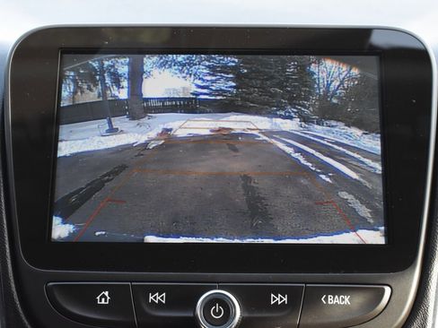 Used 2018 Chevrolet Malibu LT w/ Driver Confidence Package image 42