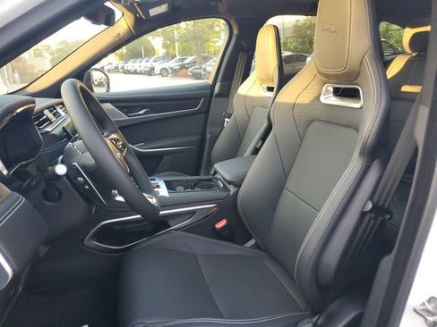 New 2026 Jaguar F-PACE R-Dynamic S AWD/4WD image 20