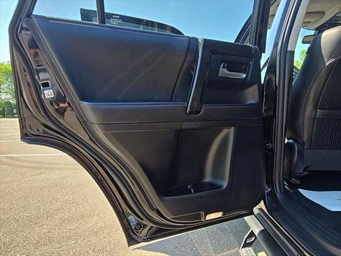 Certified 2024 Toyota 4Runner TRD Off-Road Premium w/ Moonroof Package AWD/4WD image 33