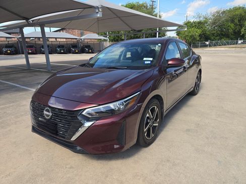 Used 2025 Nissan Sentra SV w/ All-Weather Package FWD image 7