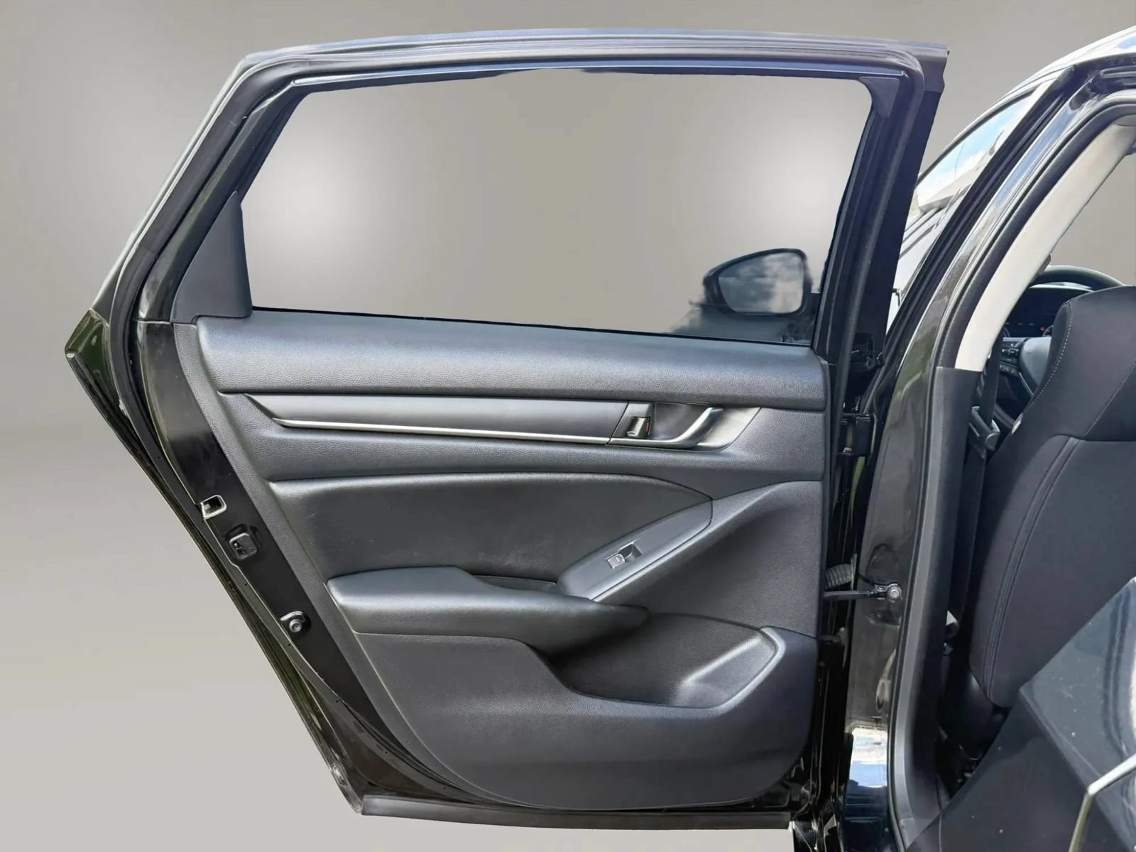 Used 2020 Honda Accord Hybrid image 20