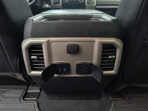 Used 2019 Ford F350 Lariat w/ Lariat Ultimate Package image 21