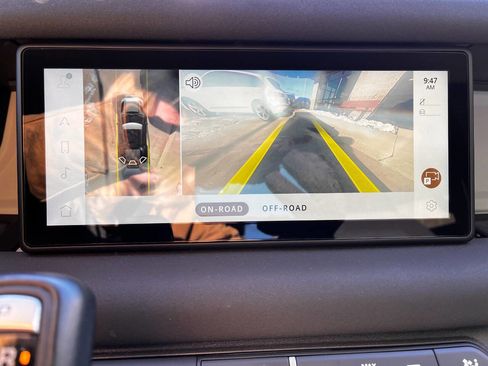 Used 2020 Land Rover Defender 110 S image 13