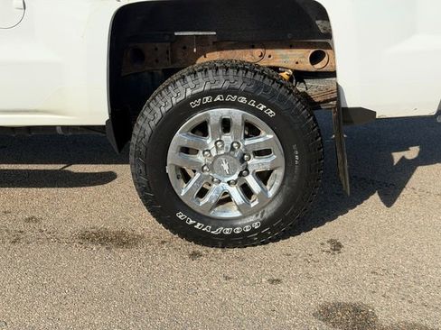 Used 2016 Chevrolet Silverado 2500 LT w/ LT Fleet Convenience Package image 13