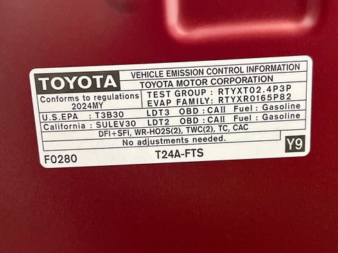 Used 2024 Toyota Grand Highlander XLE image 22