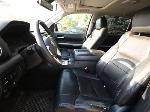 Used 2019 Toyota Tundra SR5 AWD/4WD image 10