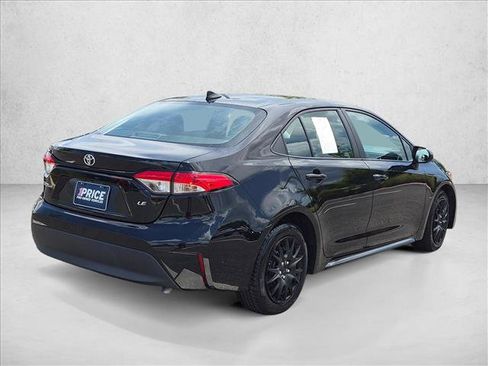 Used 2023 Toyota Corolla LE FWD image 5