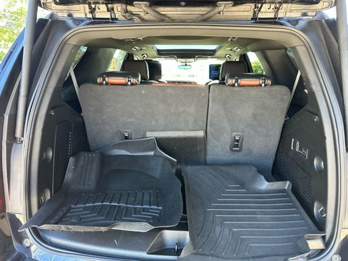 Used 2023 GMC Yukon Denali Ultimate AWD/4WD image 39