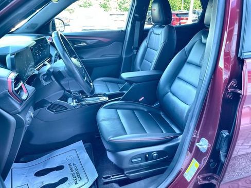 Certified 2024 Chevrolet TrailBlazer RS w/ Convenience Package AWD/4WD image 19