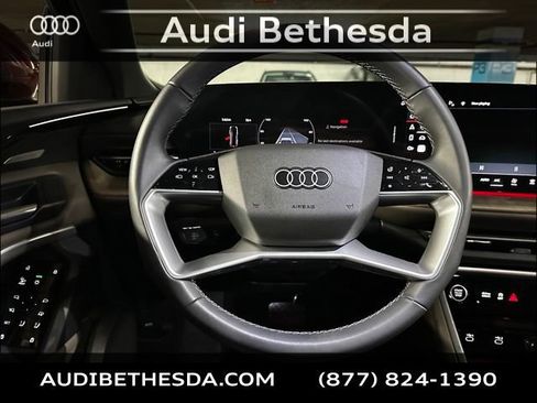 Used 2025 Audi Q5 Premium Plus w/ Premium Plus AWD/4WD image 17