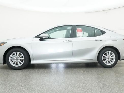 New 2026 Toyota Camry LE image 19