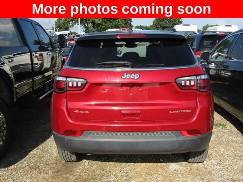 Used 2025 Jeep Compass Limited AWD/4WD image 4
