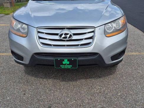 Used 2010 Hyundai Santa Fe GLS AWD/4WD image 2